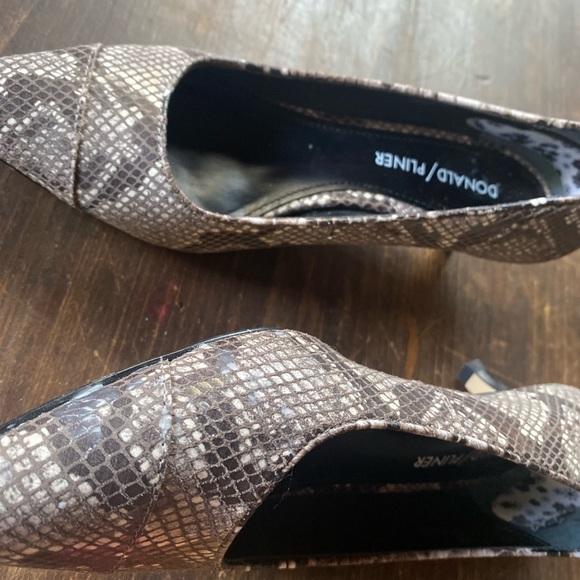 Snakeskin Heels - Picture 10 of 16